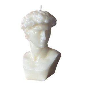Handmade aromatherapy statue candle